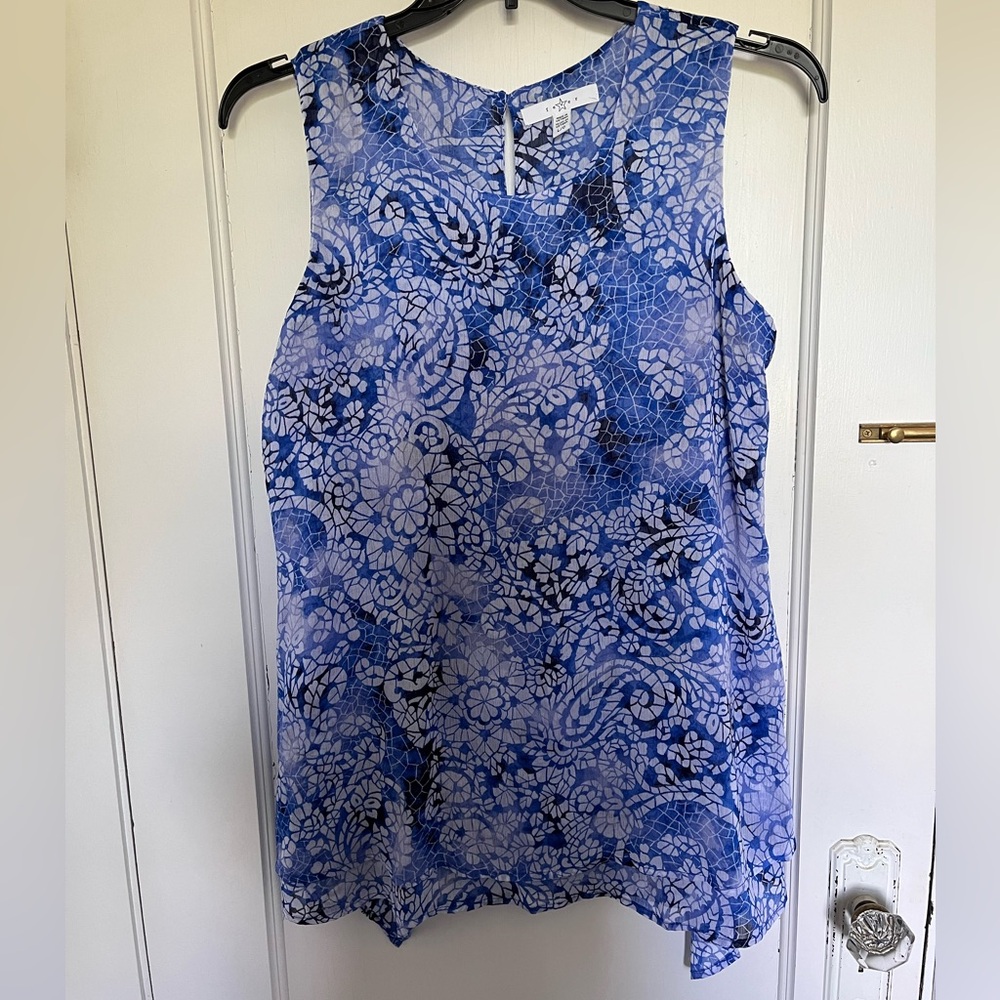 Blue/white sleeveless blouse by Fever, L
